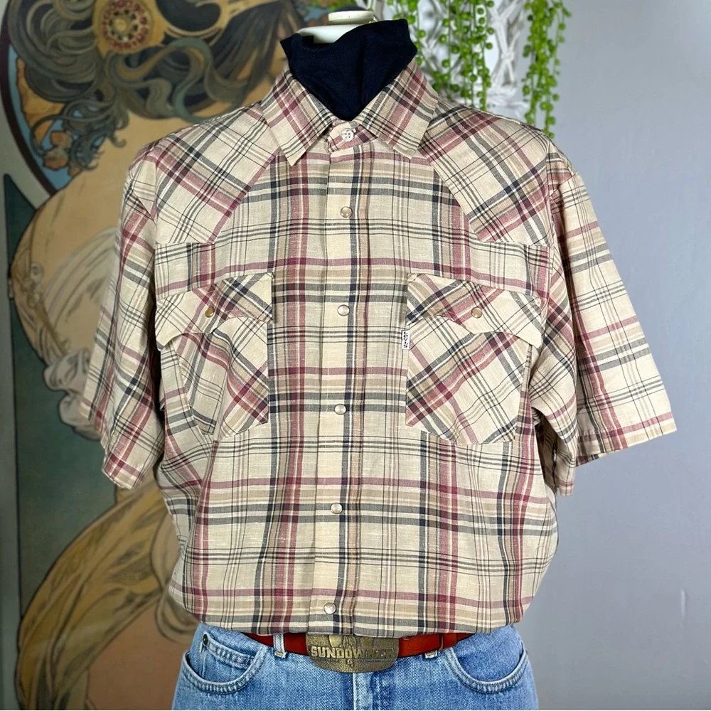 Vintage Levi’s Pearl Snap Western Button Down Dress Shirt